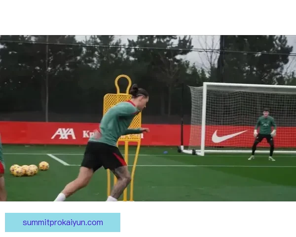 努涅斯射门方式