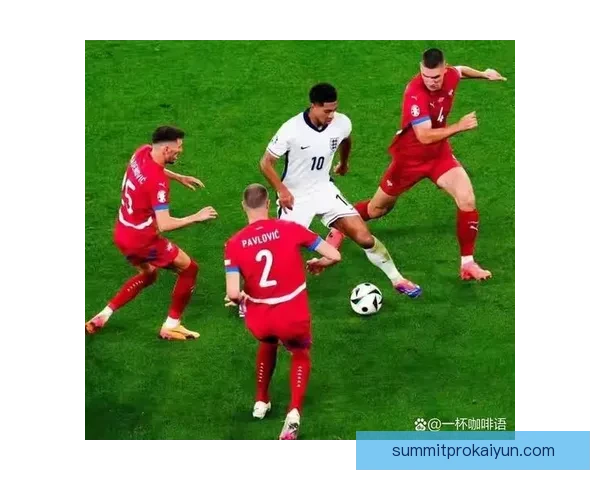 贝林厄姆破门！英格兰队历史进球新星崛起表现亮眼