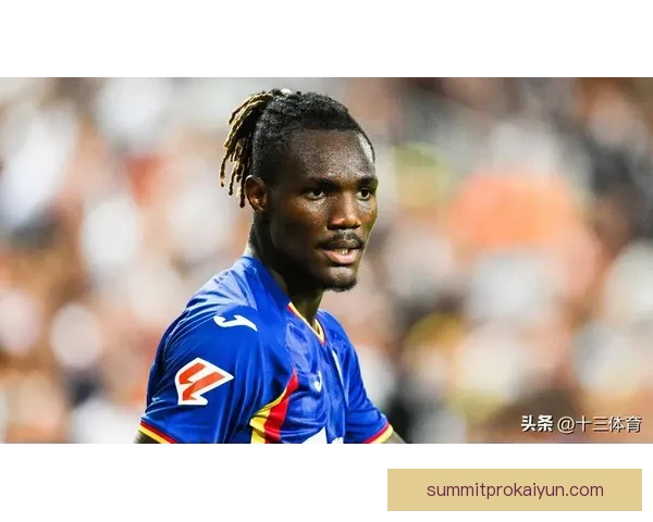 奥纳丘英超首球状态回暖，未来表现备受期待